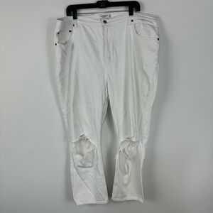 Abercrombie & Fitch The Ankle Straight Ultra High Rise Curve Love White Jeans